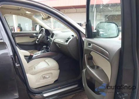 2014 Audi Q5 2.0T Premium z USA, uszkodzony, nr VIN WA1LFAFP2EA124742